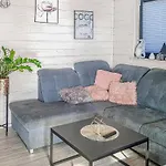 Casa de Férias 2 Bedroom Lovely In *