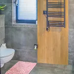 2 Bedroom Lovely In *