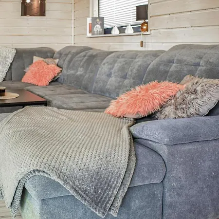Dom wakacyjny Pet Friendly In With House Sea View Szczecin