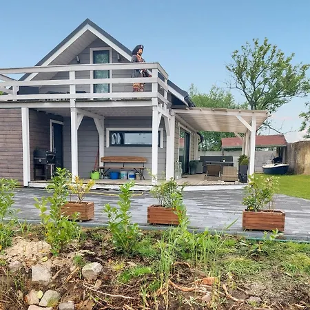 3 Bedroom Lovely In *