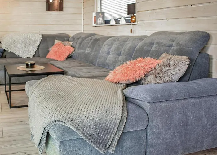 Semesterbostad 2 Bedroom Lovely In Szczecin