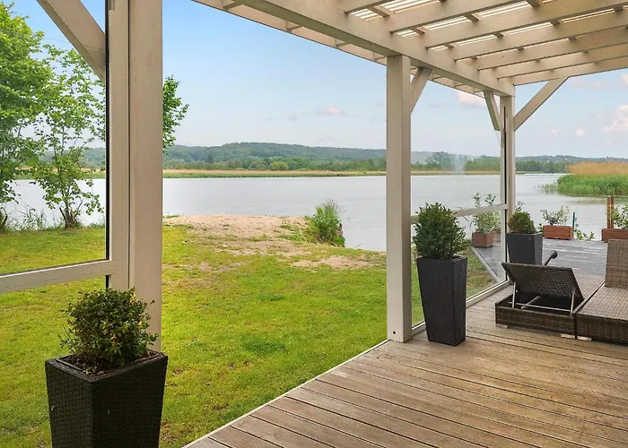 Semesterbostad 2 Bedroom Lovely In *