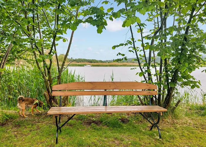 Semesterbostad 2 Bedroom Lovely In *